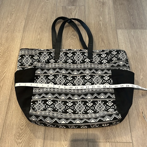 Tote bag - Picture 2 of 9